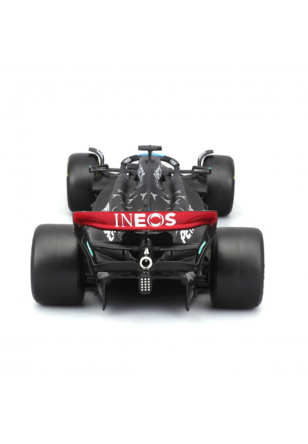 Bburago – RACE Formula F1 s figúrkou jazdca, Mercedes-AMG W14 E Performance (2023) #63 Russell, 1:24