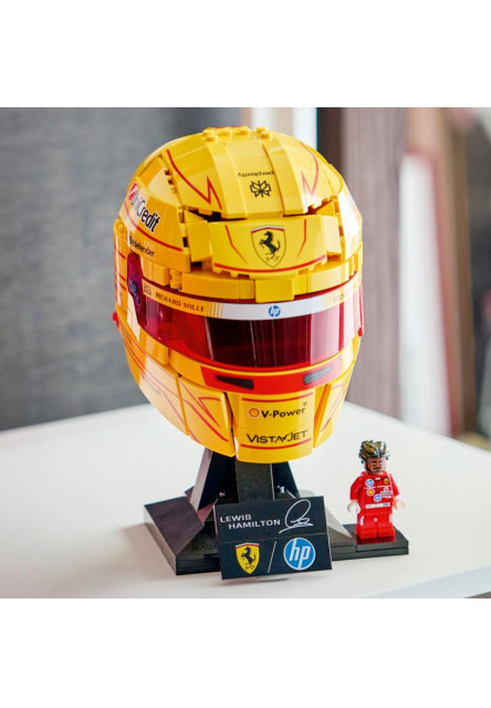 Prilba Lewis Hamilton zo Scuderia Ferrari HP