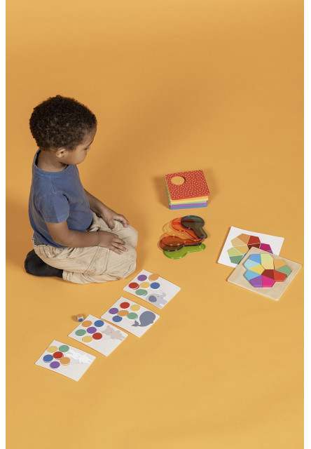 Play and Learn box Barvy
