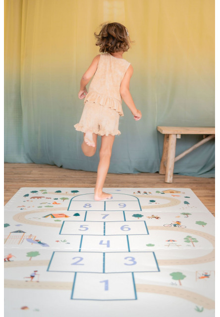 Tiloo EEVAA Podložka na hraní a domeček Hopscotch