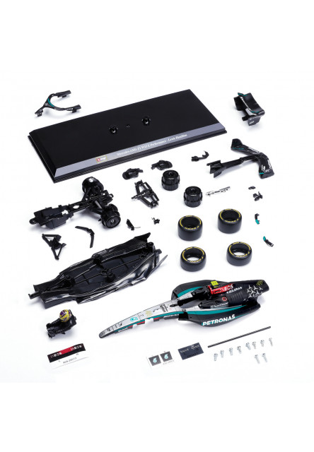 Bburago - RACING MODEL KIT, Formula Mercedes-AMG Petronas W15 (2024), #44 Lewis Hamilton, 1:24