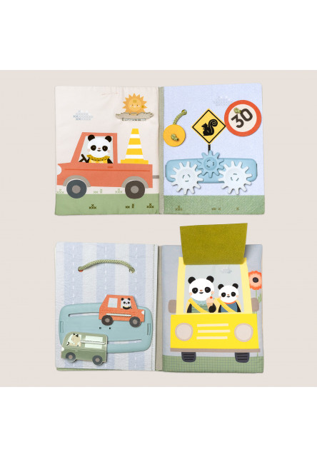 Knížka s aktivitami Tiny Traveler Busy Book