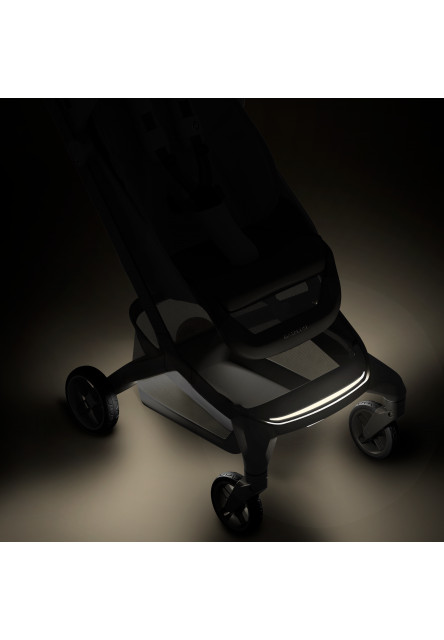 Fame Cabin kočík Onyx Black
