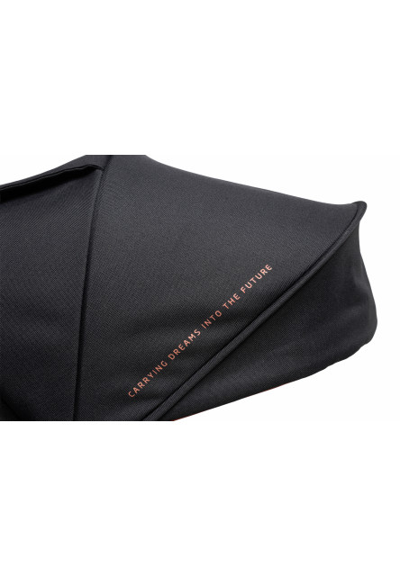 Oslo Carbon kočík Essential Black