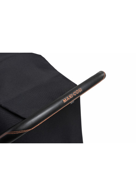 Oslo Carbon kočík Essential Black