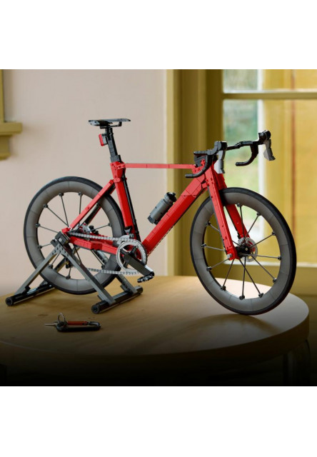 Cestný bicykel